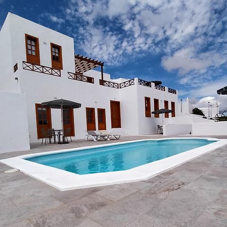 Villa Livia Tias Bagian luar foto